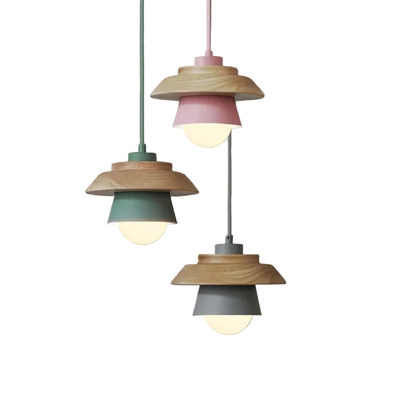 Moderne pendellampe for stilrent hjem i ulike farger. Designlampe for nordisk interiør, dekorativ belysning.