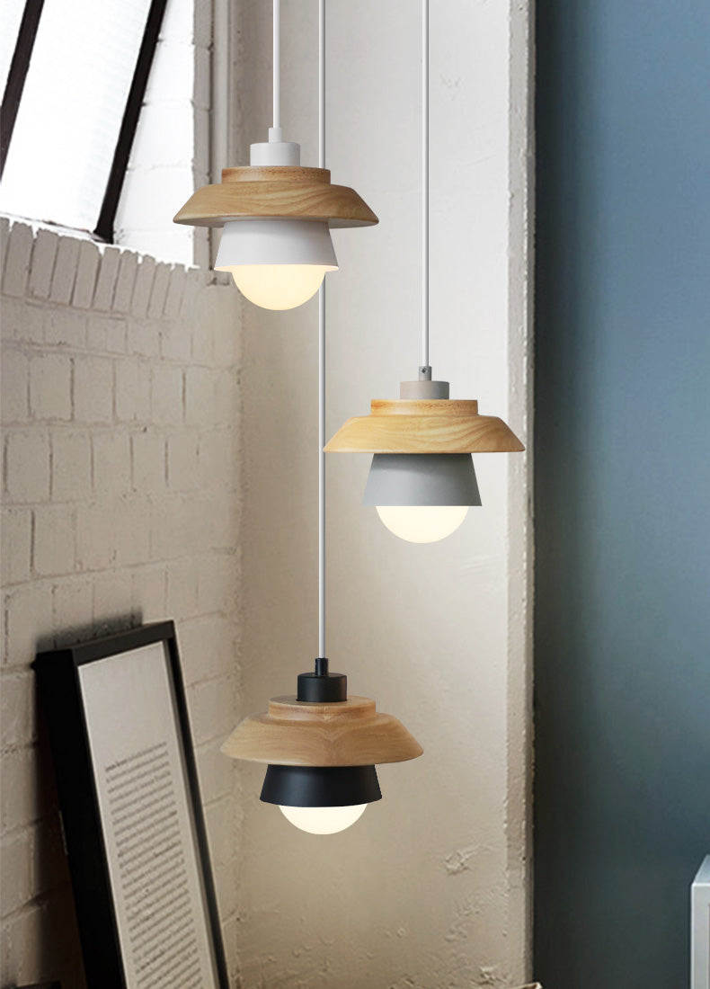 Moderne designlampe, pendellampe for all interiør. Tilgjengelig i flere farger, perfekt som kjøkken- eller stuelampe.