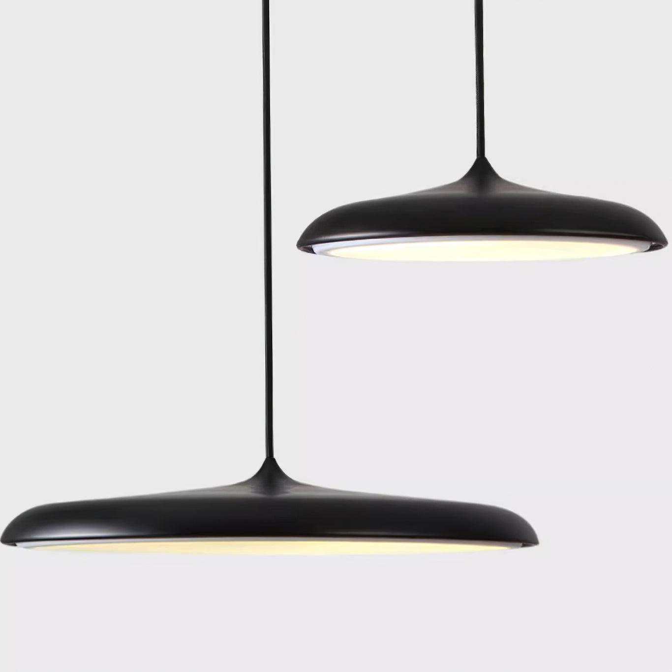 "Moderne pendellampe i flere farger, sofistikert minimalisme. Luksuriøst design, perfekt for interiør, energibesparende."