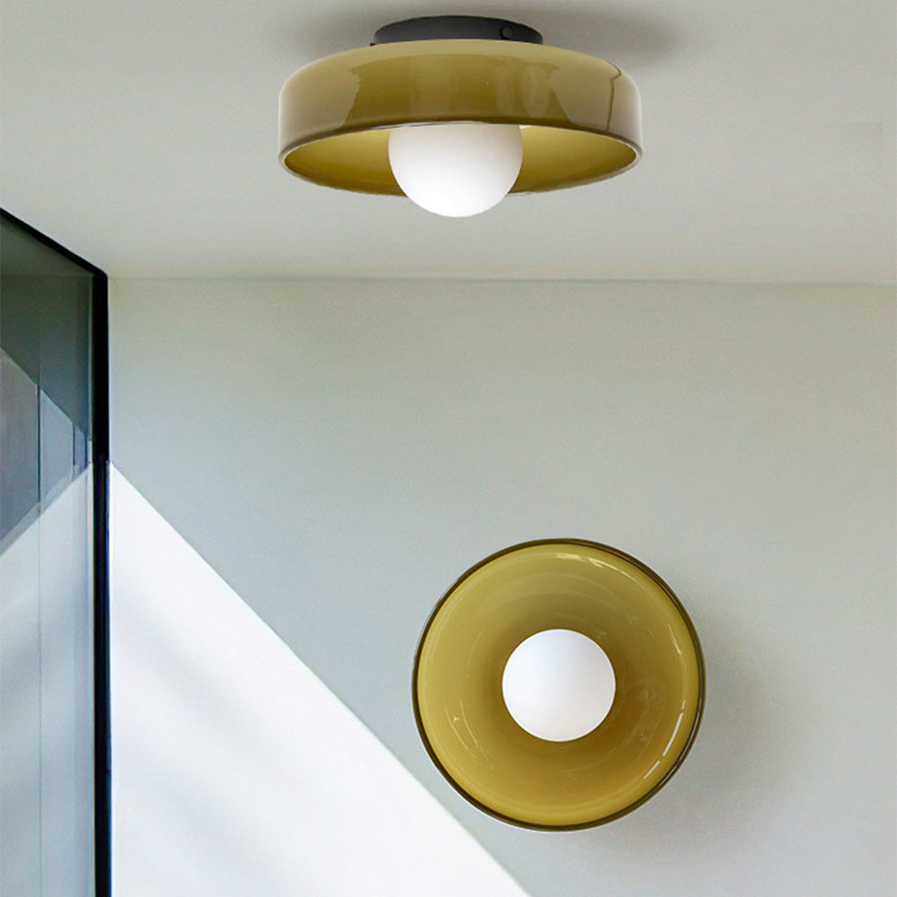 "Moderne rund taklampe med varm belysning, sofistikert glassdesign i grønn, hvit eller rosa matt finish."