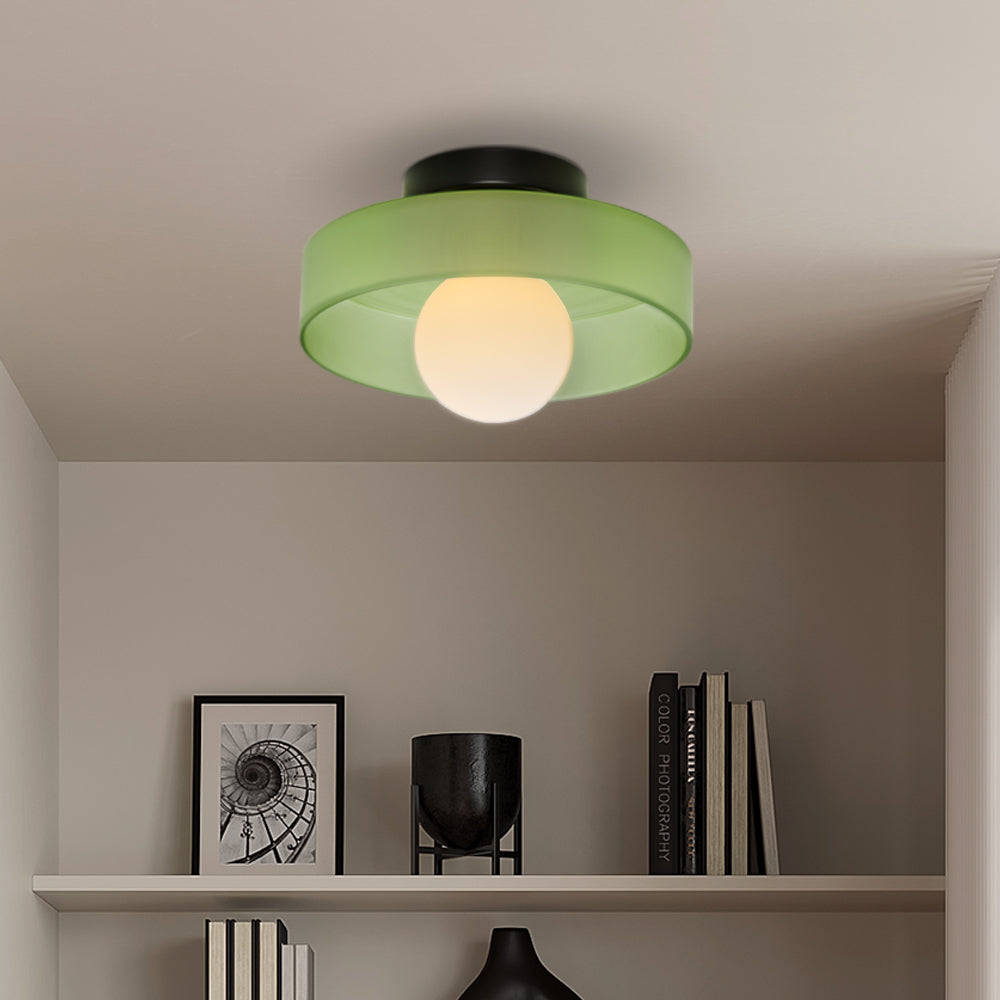 "Moderne rund taklampe med varm belysning, sofistikert glassdesign i grønn, hvit eller rosa matt finish."