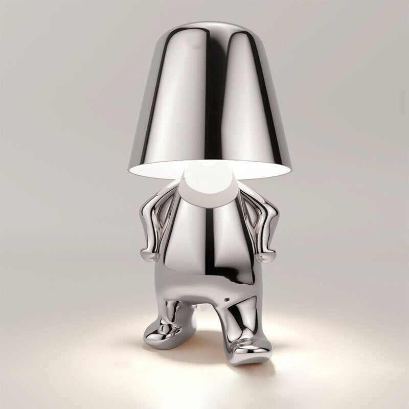 "Moderne trådløs bordlampe i minimalistisk stil med justerbart, varmt lys og energibesparende funksjon."