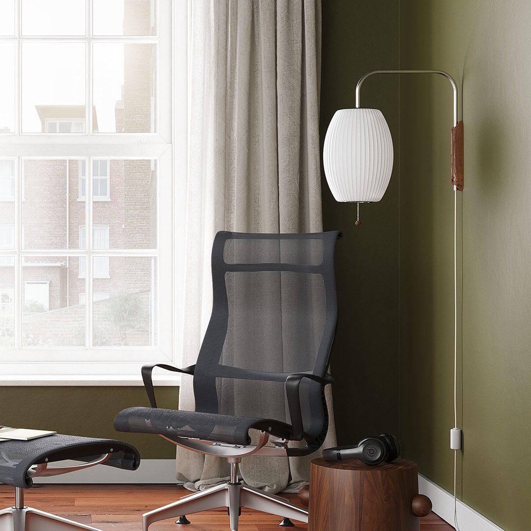 Moderne vegglampe med elegant design, polymer og stål, diffust lys, perfekt for soverom og oppholdsrom.