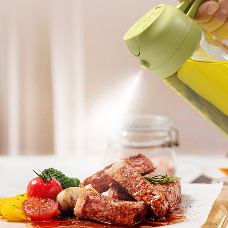 "Multifunksjonell glass oljesprøyte og dispenser; elegant design, 470 ml kapasitet, rustfritt stål detaljer."