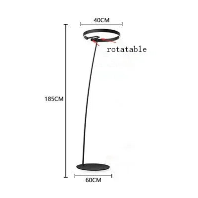 "Nordisk LED gulvlampe i minimalistisk design, tilgjengelig i gull, roségull og svart. Perfekt for moderne interiør."