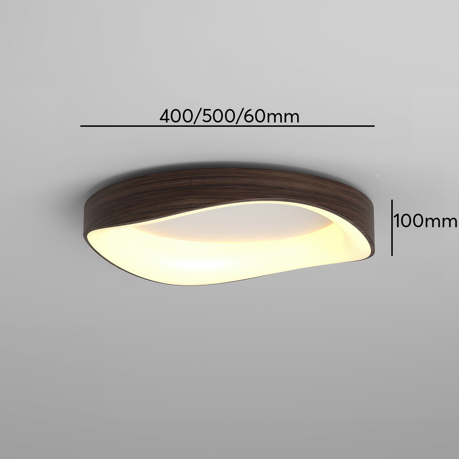 "Nordisk taklampe med trestruktur i moderne design, strålende LED-lys og energieffektive funksjoner. Perfekt til stue."