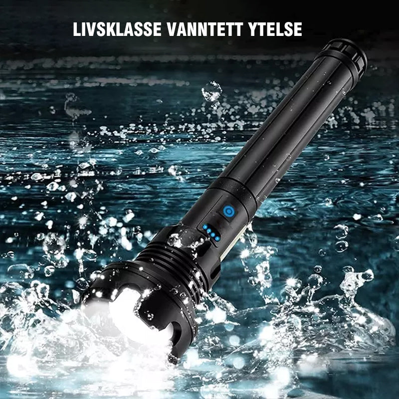Oppladbar taktisk LED-lommelykt, 90000 lumen, robust aluminiumslegering, vanntett design for utendørs bruk.