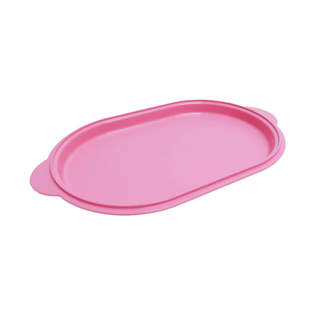 "Oval hvit server med sil, 2.0L kapasitet, ergonomisk håndtak, ideell for moderne kjøkken. Perfekt for servering og drenering