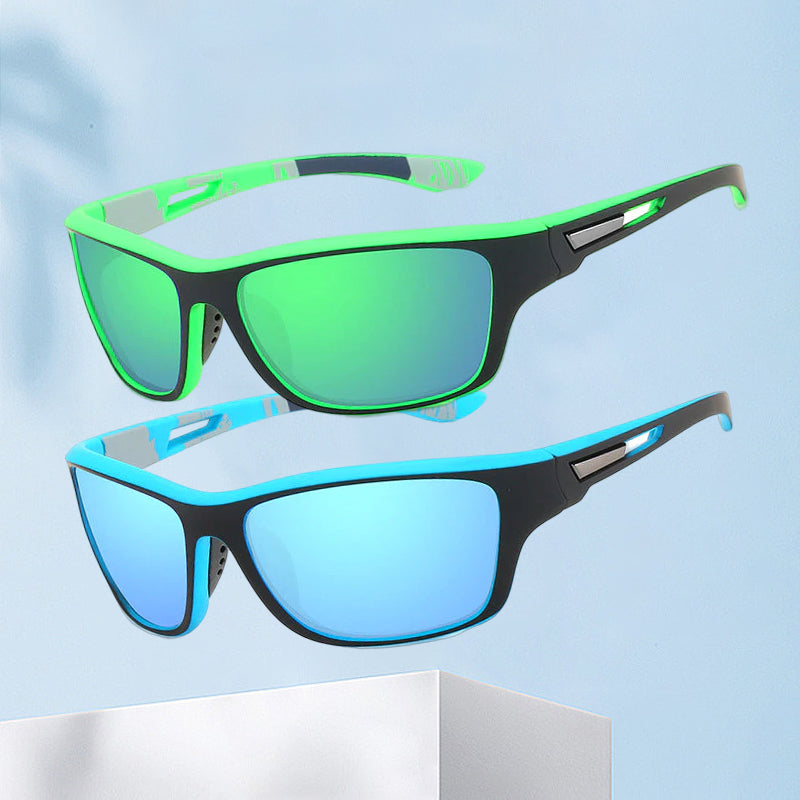 "Polarisert sportssolbrille med antirefleks, UV400-beskyttelse, i bruk ute, moderne design, lett og holdbar ramme."