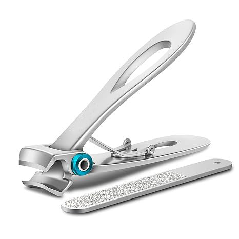 Profesjonell negleklipper i metall for tykke negler, gir presisjon og komfort for manikyr og fotpleie.