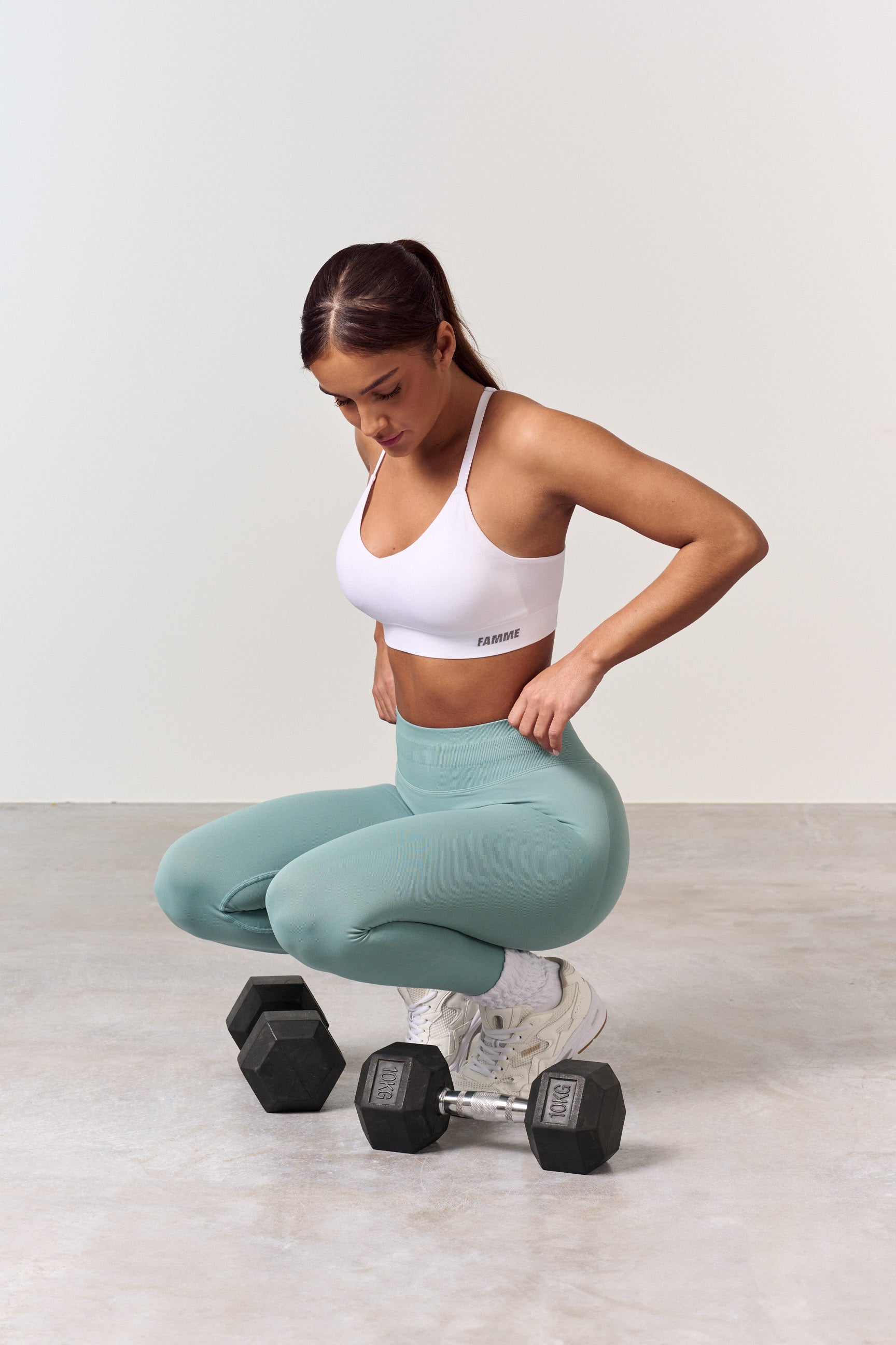 "Rosa sculpt scrunch leggings, formende, seamless tights med scrunch detalj, for kvinner, perfekt for trening."