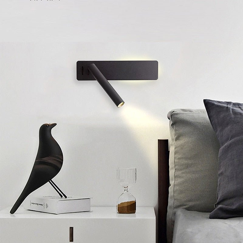 Justerbar LED-leselampe for soverom. Roterbar vegglampe gir optimalt lys for sengebelysning og nattlysfunksjon.