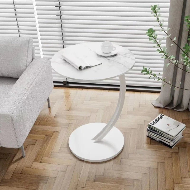 Dekorativt rundt sidebord, et moderne og elegant møbel som forbedrer interiøret.