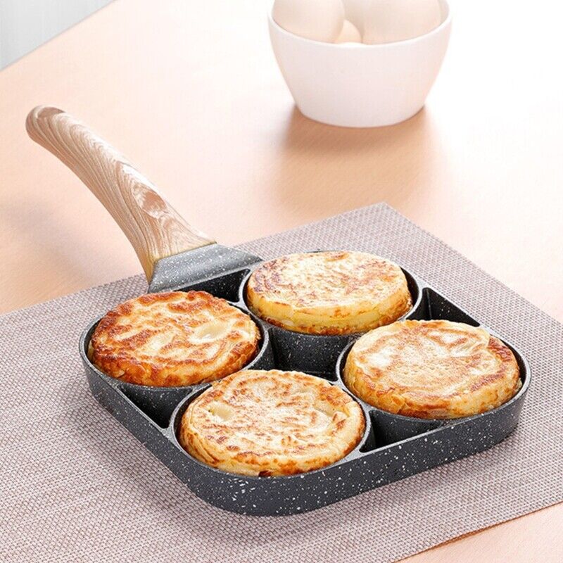 Kjøkkenutstyr: Robust stekepanne i rustfritt stål med nonstick belegg, spesielt for 4 egg.