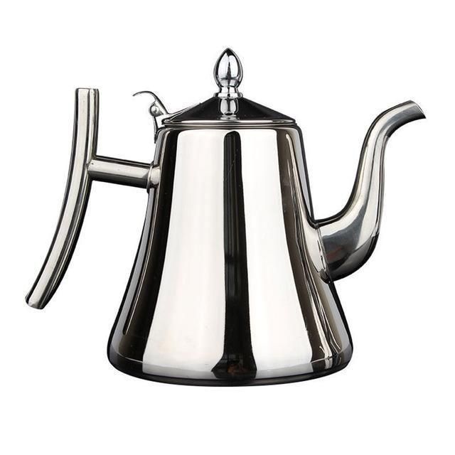 Rustfritt stål induksjonskjele med filter, 1.5L. Moderne design for effektiv matlaging og tekoking.