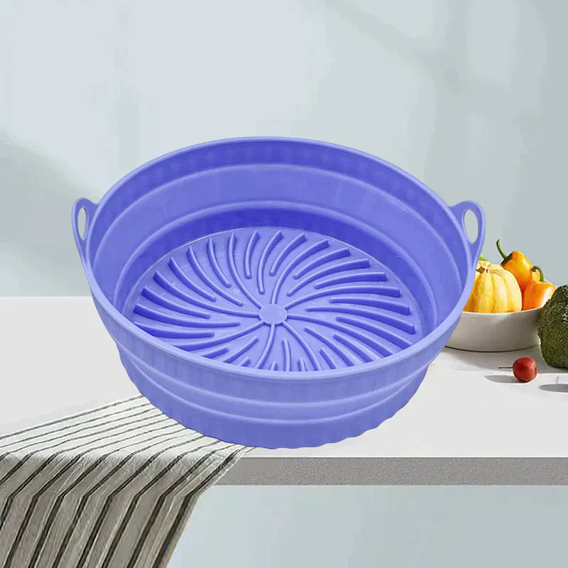 "Sammenleggbar silikongrillpanne for matlaging. Rød, plassbesparende design. Perfekt til airfryers og ovn."
