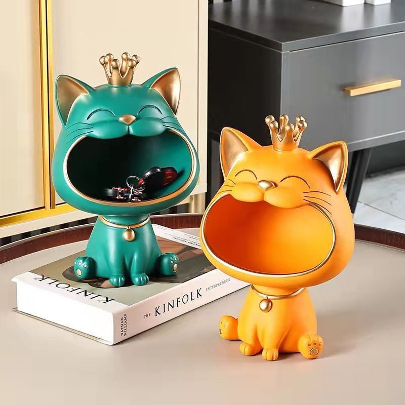 Elegant Feng Shui katt figur, ideell som kontordekor eller unik gave. Skaper positiv atmosfære.