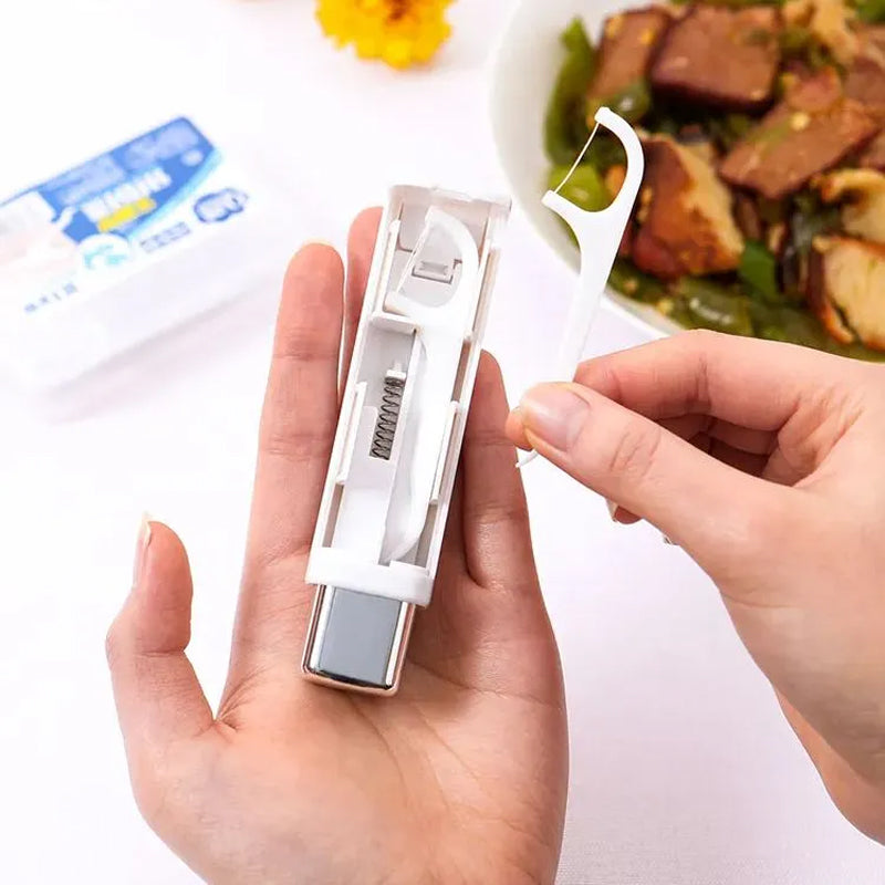"Smart bærbar tanntråddispenser, kompakt for hygiene på farten, med plass til 8 tråder. Tilgjengelig i grønn, hvit, rosa."