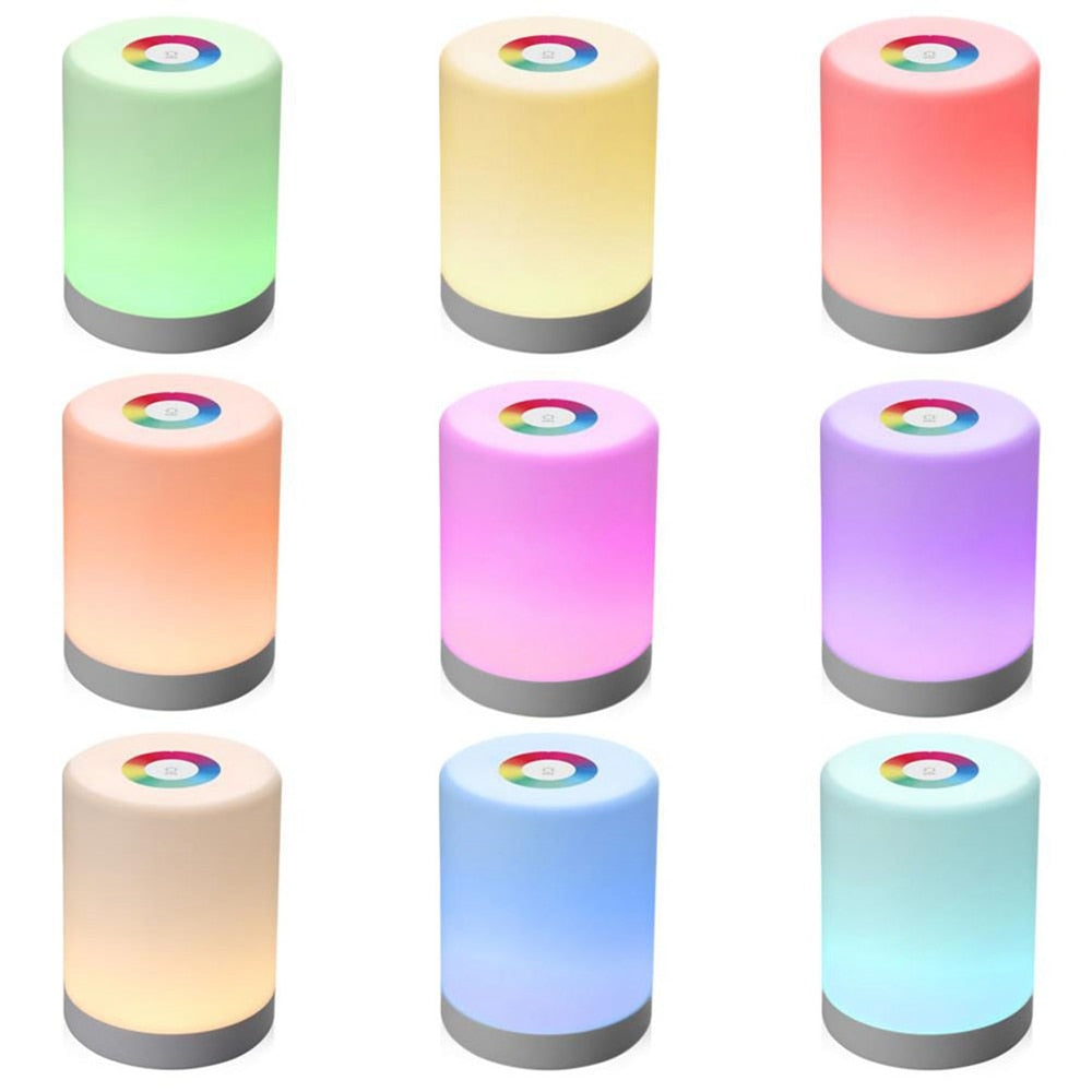 Sofistikert LED nattlampe med berøringskontroll og RGB-lys, perfekt som stemningslys og hjemmeinnredning.
