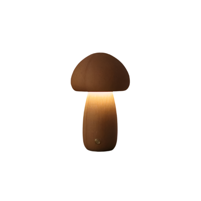 "Soppformet oppladbar bordlampe i tre med LED-lys, laget av bøk eller valnøtt. Gir varmt, behagelig lys."