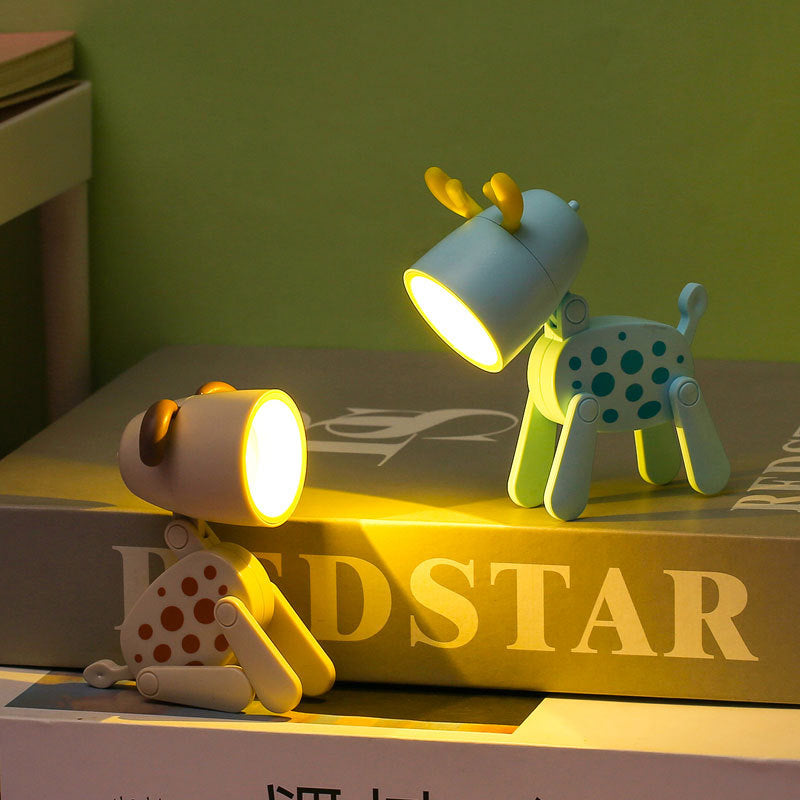 "Søt LED nattlampe med mykt, varmt lys og magnetisk base. Perfekt for barnas rom eller koselige kvelder."