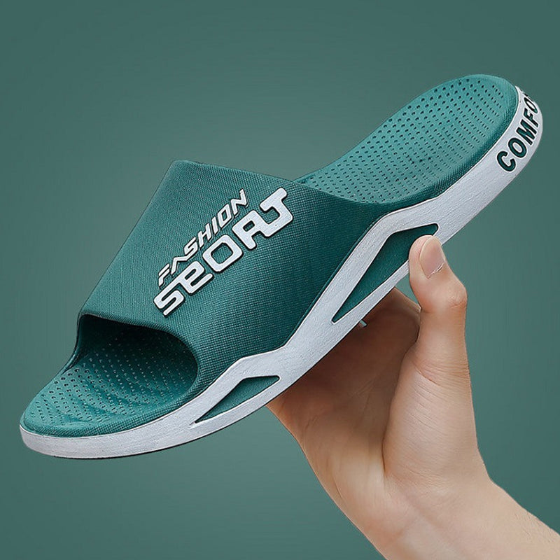 "Sports sandaler for menn med unikt design, pustende materiale, slitesterk såle. Perfekt til innendørs og utendørs bruk."