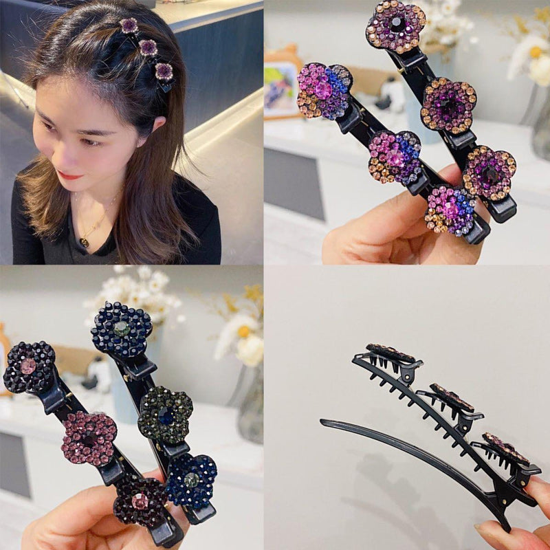 "Stilig hårklemme med tre blomster i grå, fargerik, champagne og lilla med glitrende rhinestones for elegant look."