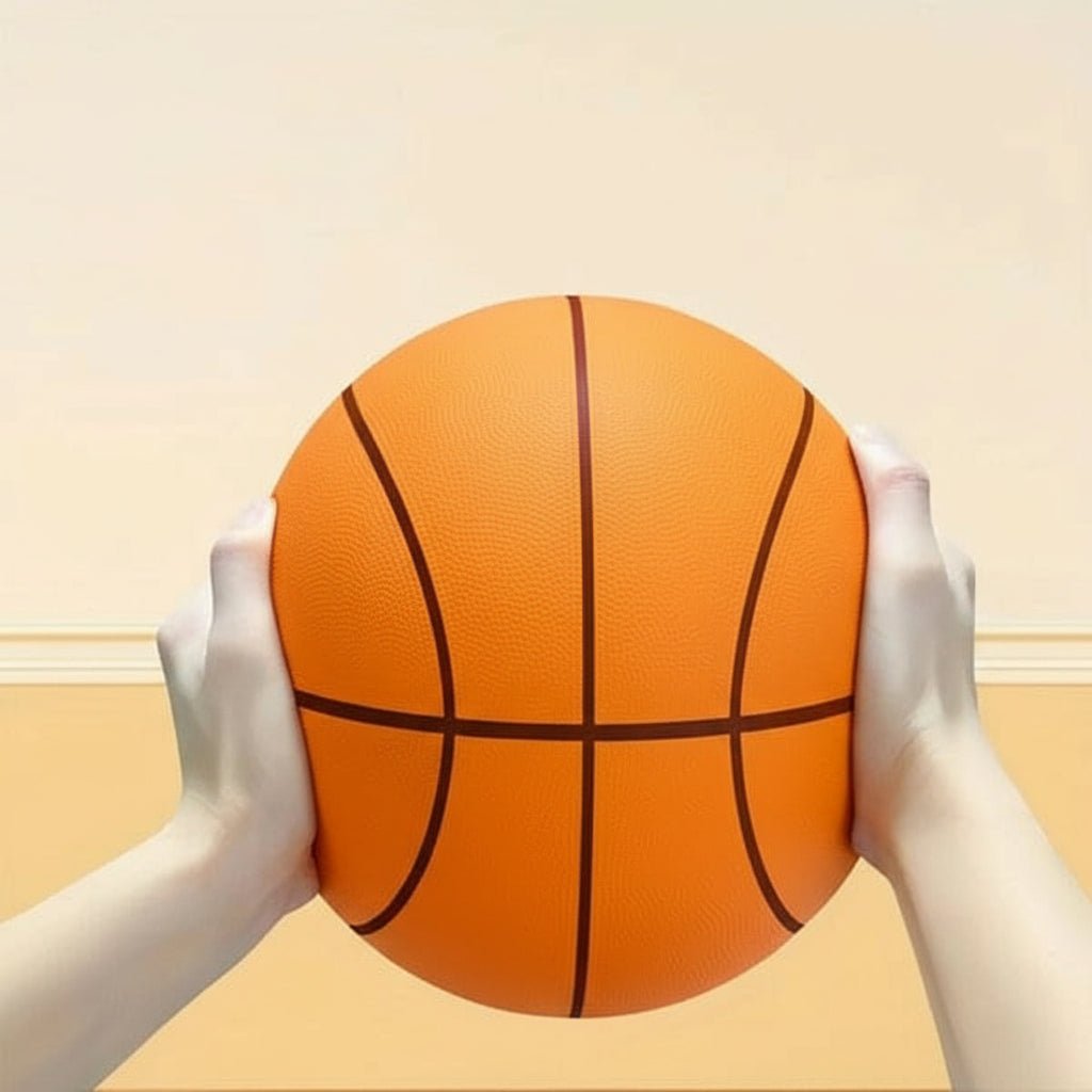 Innendørs treningsbasketball i hånden, barn som trener sprett, stille og trygg
