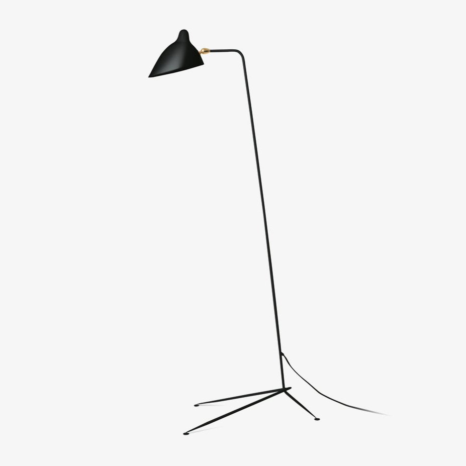 "Stilren svart gulvlampe med skulpturelle linjer og tre justerbare armer, ideell for moderne interiørdesign."