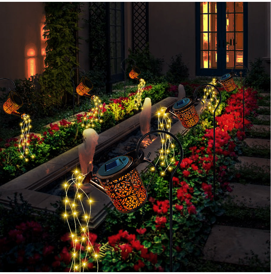 Enkel å plassere stjerne solcellelampe; perfekt for sti, blomsterbed eller terrasse. Gir mykt utendørslys.