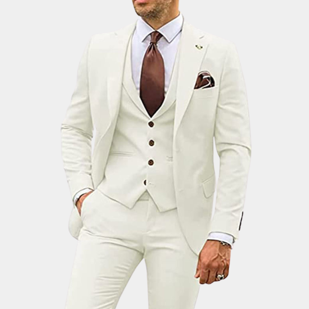 Svart, 3-delt formelt sommertøyssett for menn med blazer, vest og bukse, ideelt for elegante anledninger.