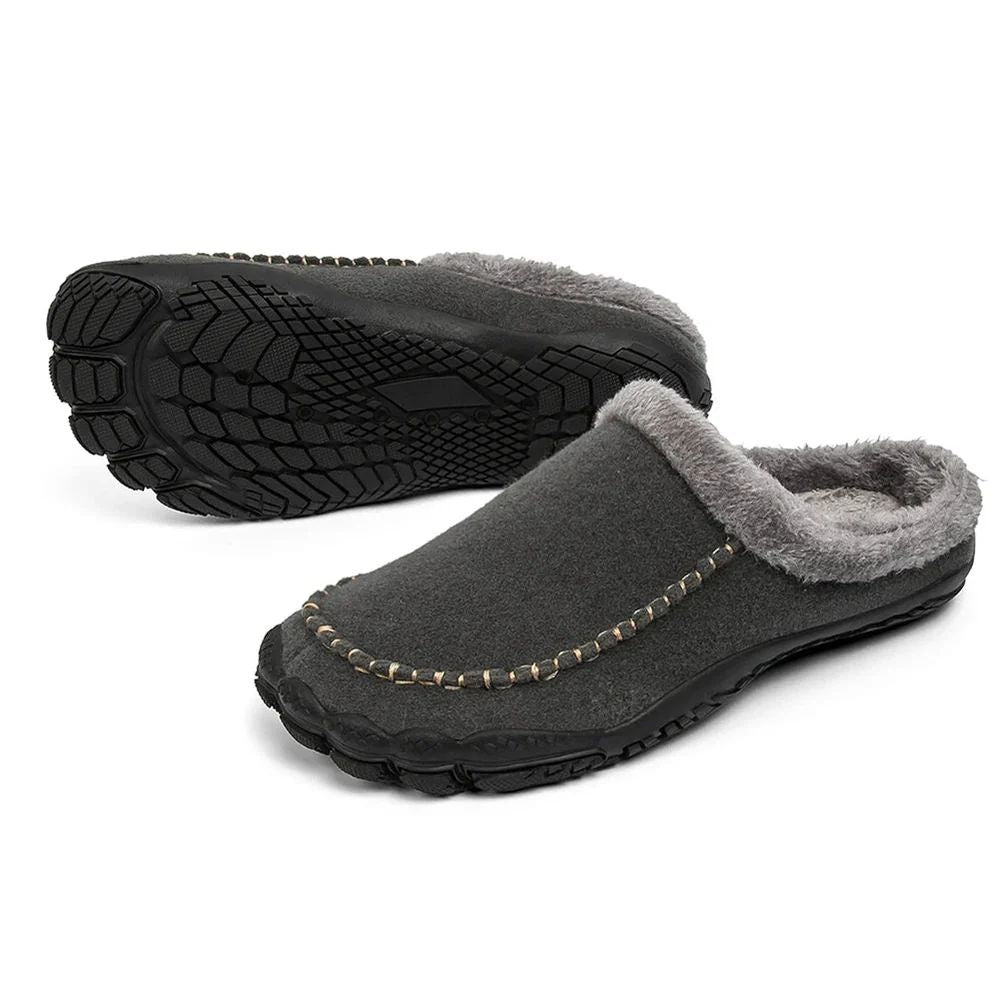 Blå herreslippers med minimalistisk design. Komfortable hjemmesko og tøfler med optimal komfort og fleksibel såle.