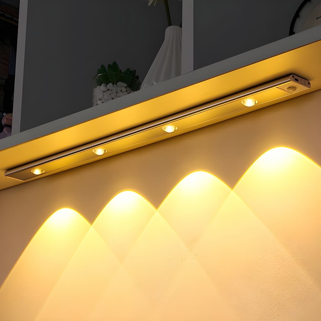 Trådløs Norvo lampe på vegg, lysfarge justerbar (3000K-6000K), ideell for rom med bevegelsessensor-aktivert belysning.
