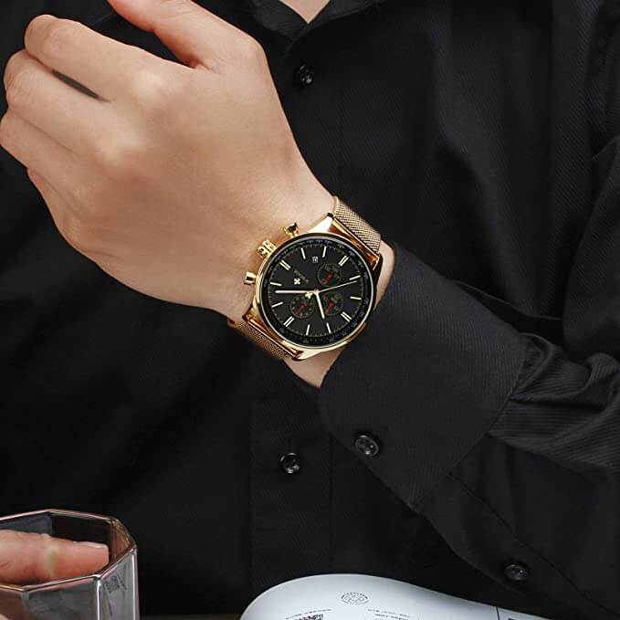 Detaljert bilde av lenke & spenne på rustfritt stål herre kronograf armbåndsur.