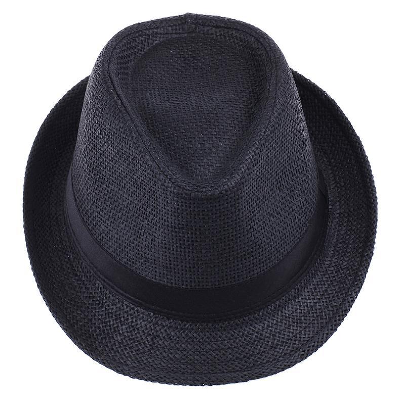 Klassisk fedora i naturlig halm, unisex design for sommer og reise. Strandtilbehør.