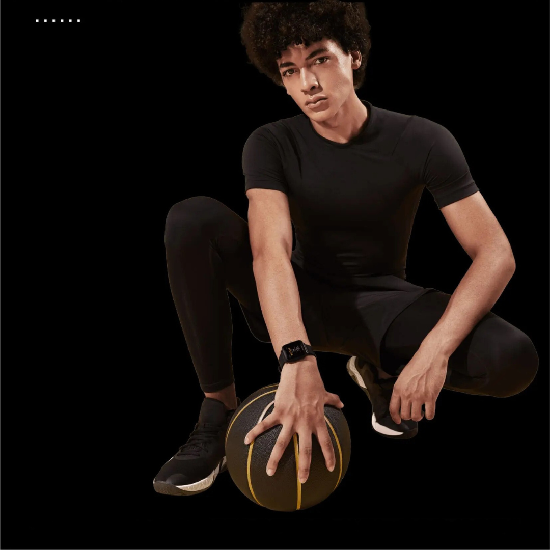 Unisex smartur med trådløs lader, perfekt for fitness, aktivitet og helsedata.
