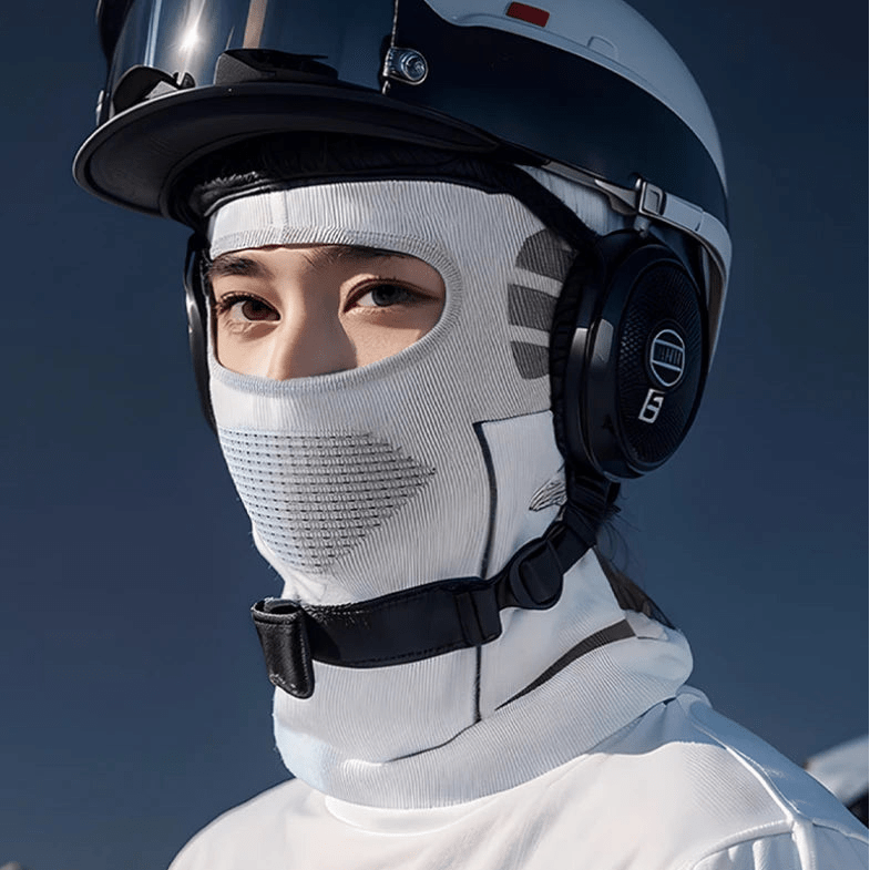 Svart unisex balaklava, optimal for ski og snowboard. Gir effektiv kuldebeskyttelse i kaldt vintervær.