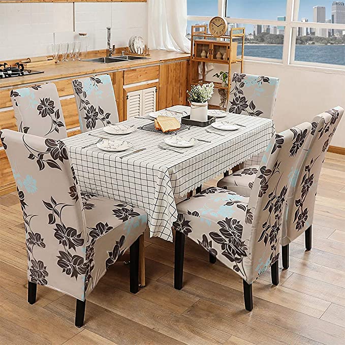 Stoltrekk i en varm beige tone, perfekt for en koselig spisestue.