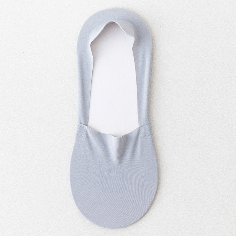 "Usynlige antiskli sokker for kvinner, svart, elegant design, pustende materiale, perfekte for pumps og joggesko."