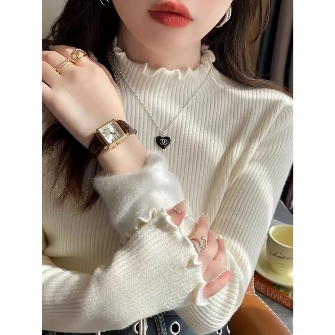 Diana - Stylish sweater with mock neck for women