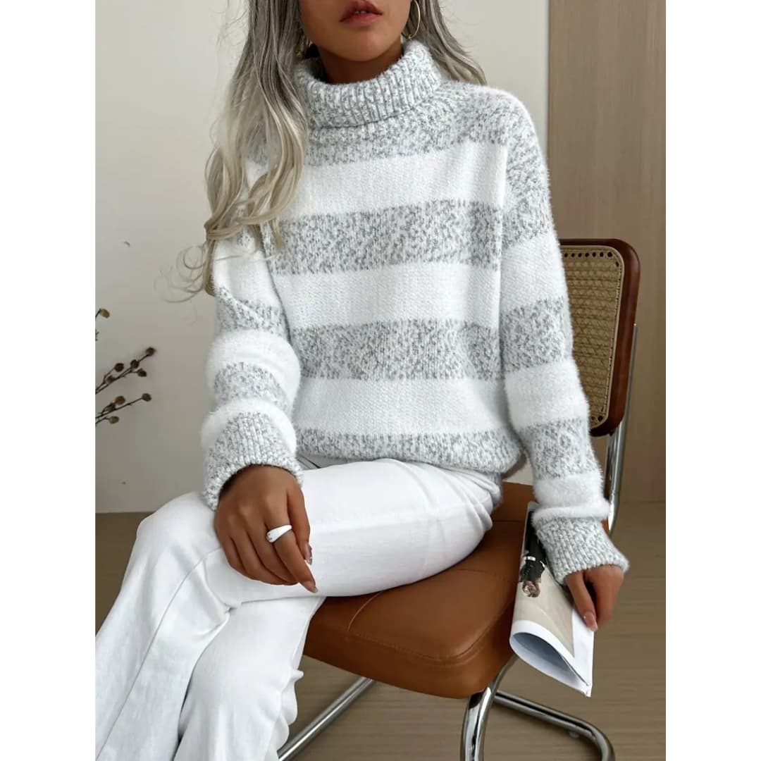 Clara - Stylish sweater with turtle neck for women
