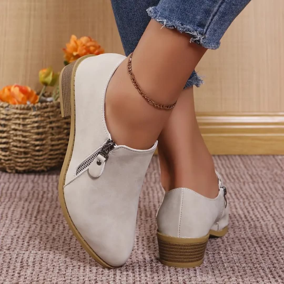 Talia - Comfortable boots with mid-high heel for women