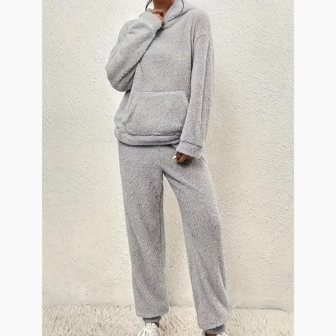 Daniela - Cozy teddy bear set for women