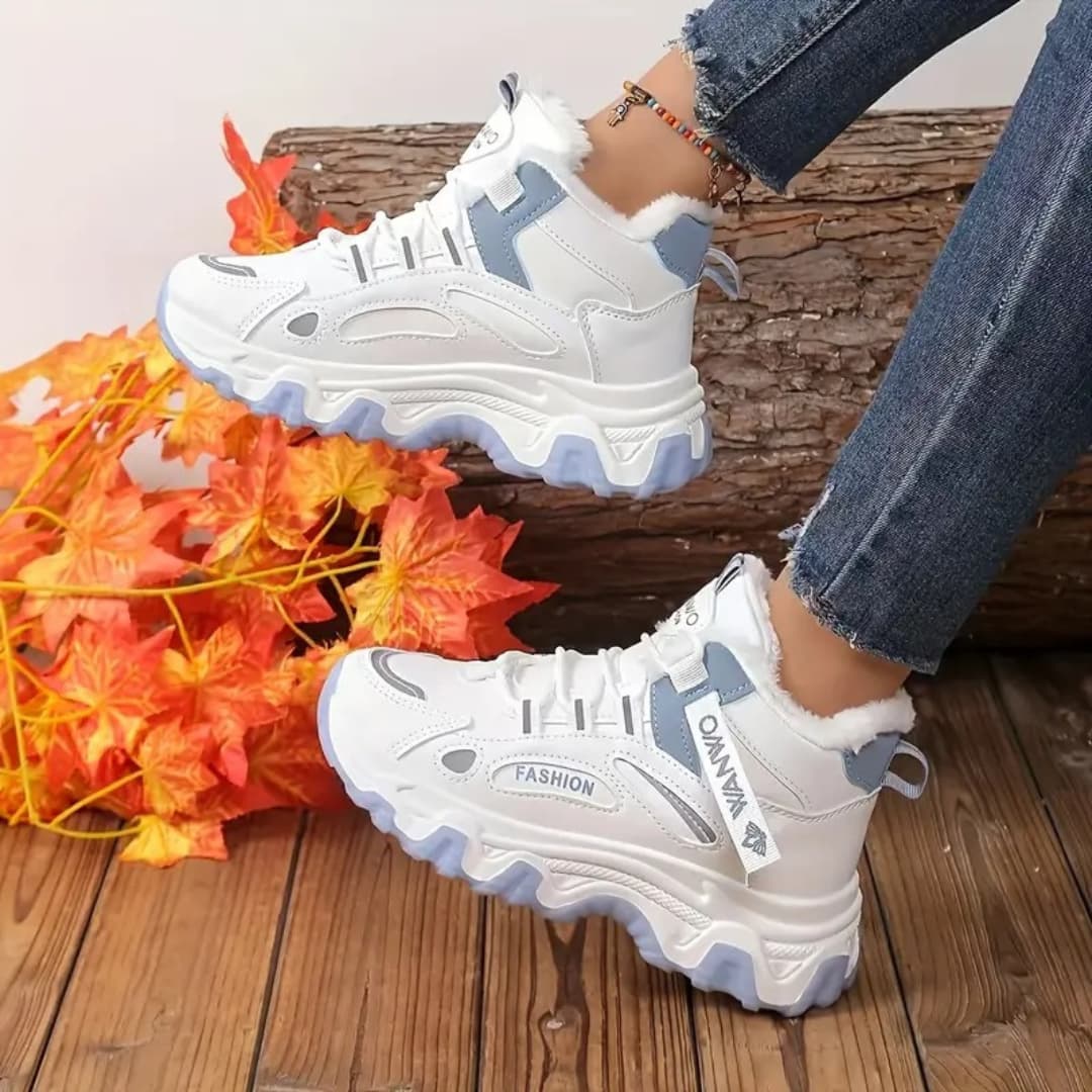 Patricia - Comfortable informal sneakers for women