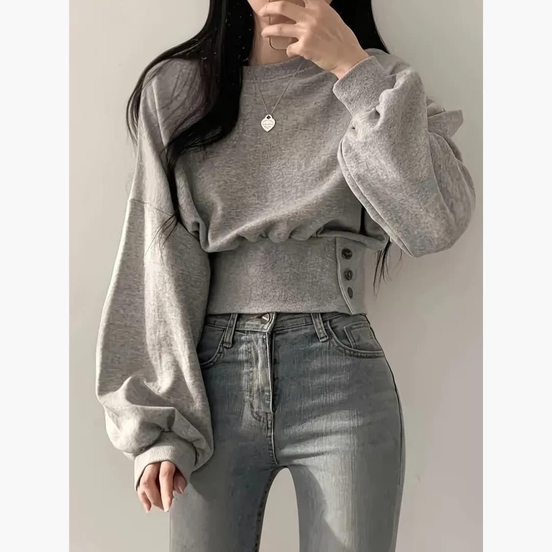 Georgina - Trendy cropped sweater for women
