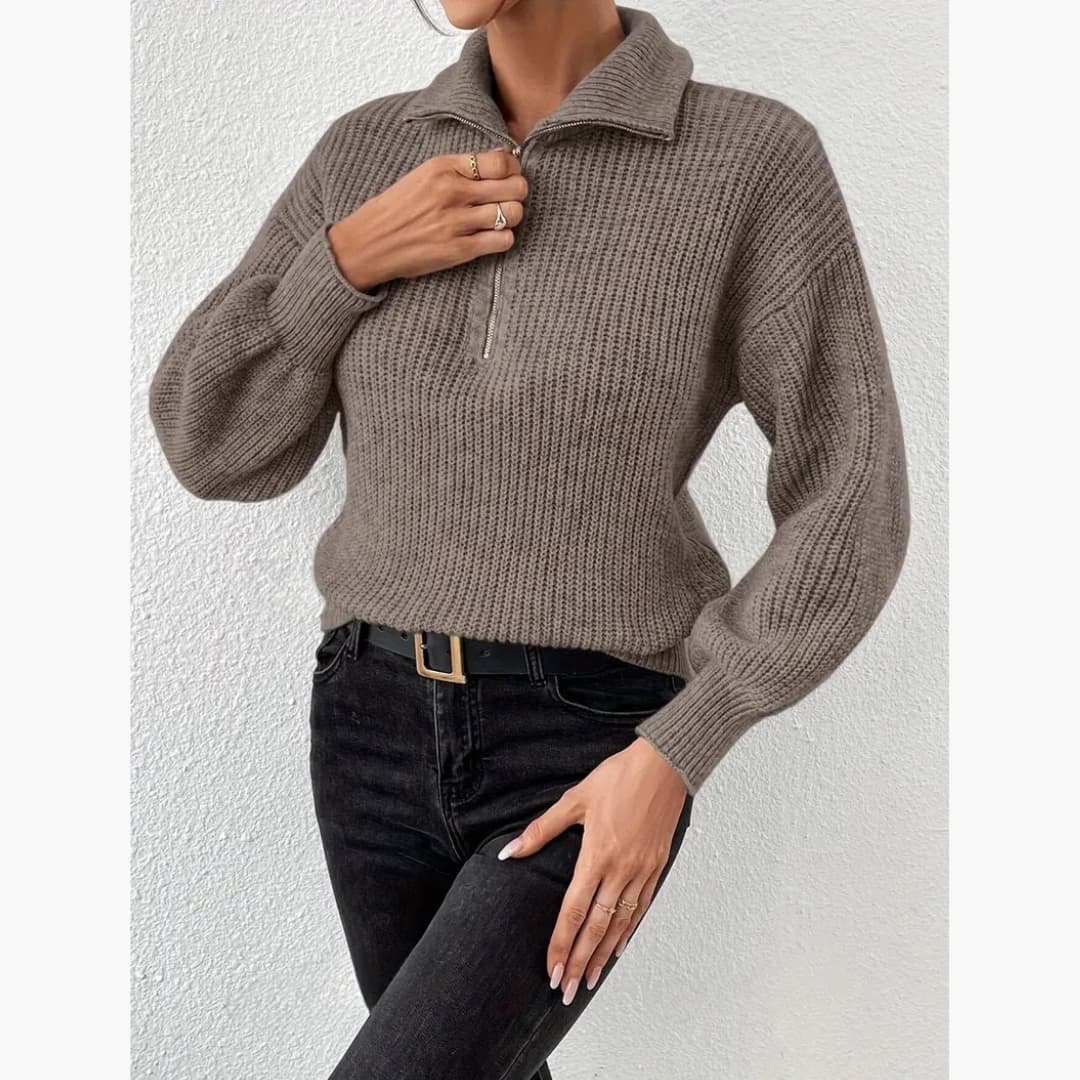 Gwen - Stylish sweater with V-neck and zipper for women