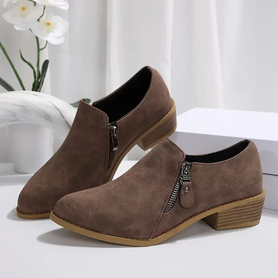 Talia - Comfortable boots with mid-high heel for women