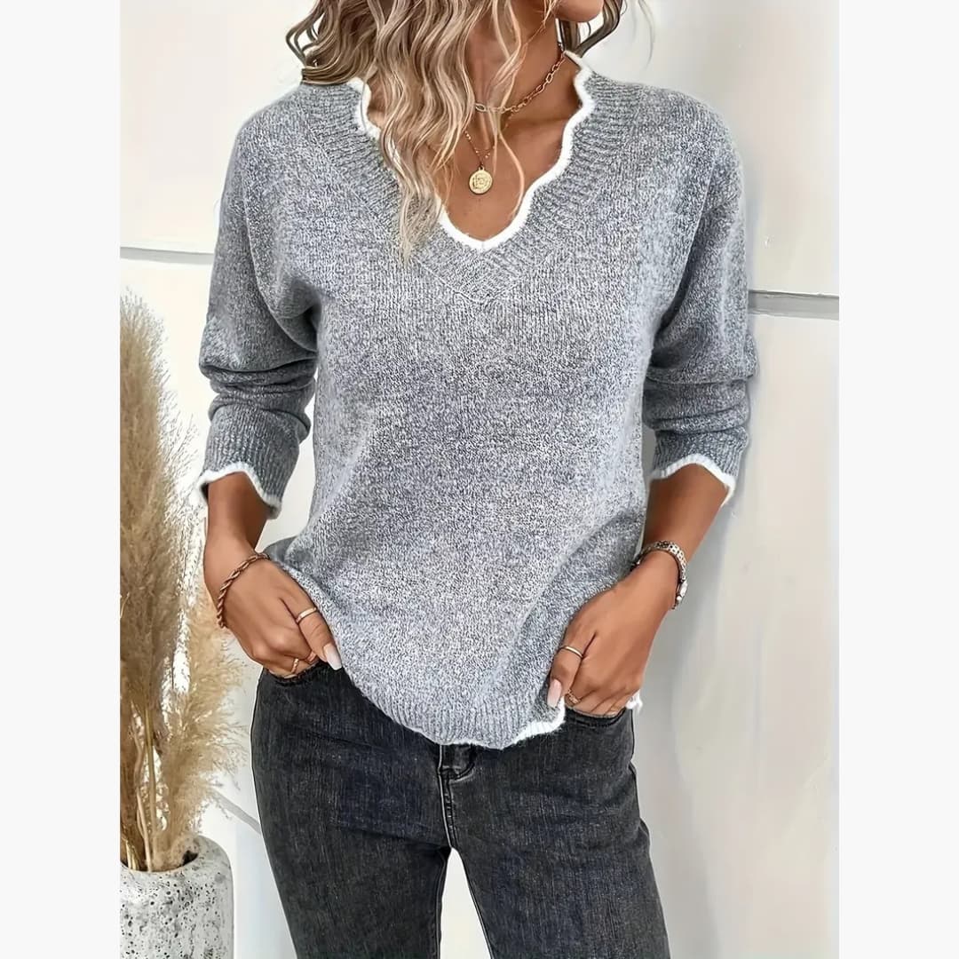 Eleonora - Elegant knitted sweater for women