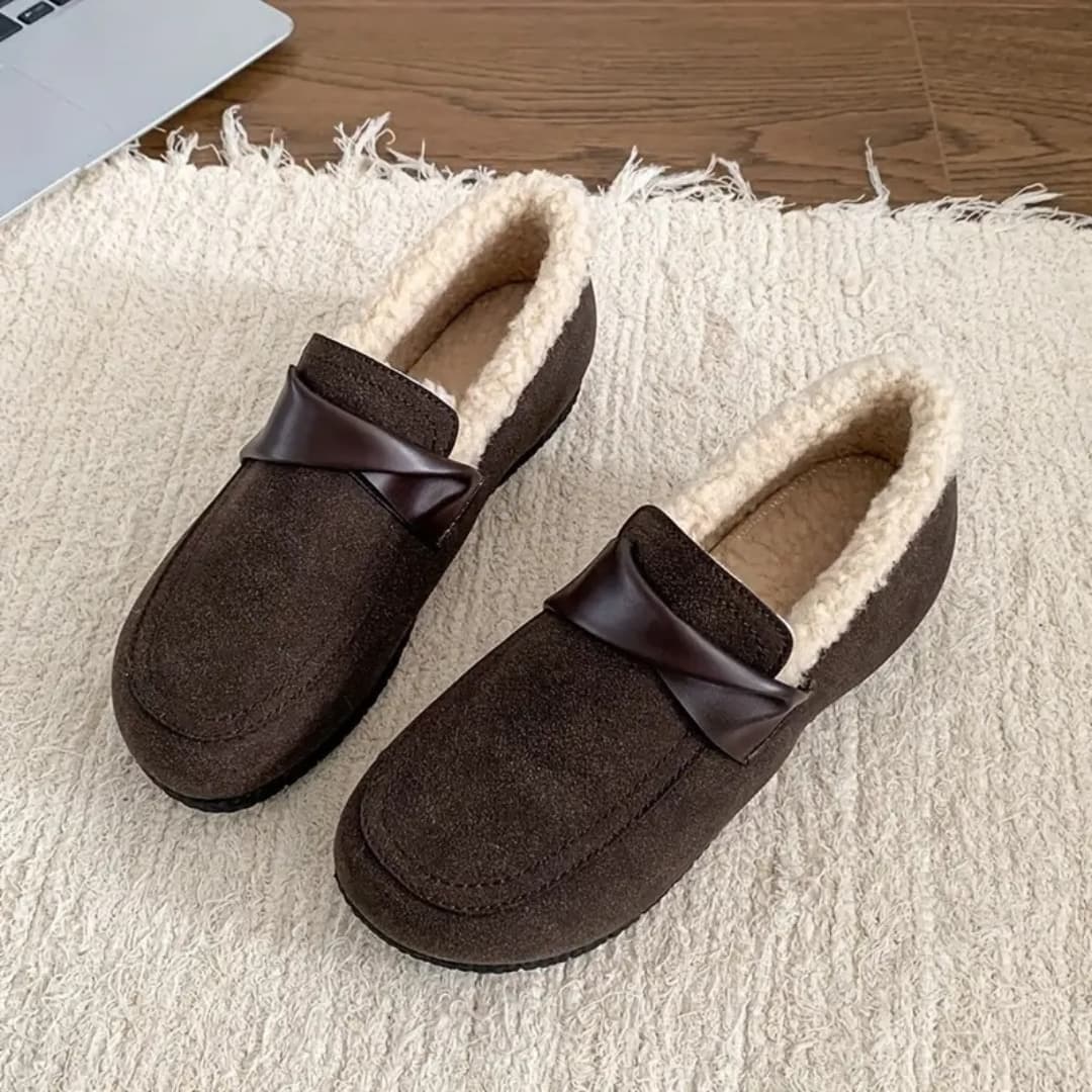 Maya - Comfortable warm slip-on shoes for women