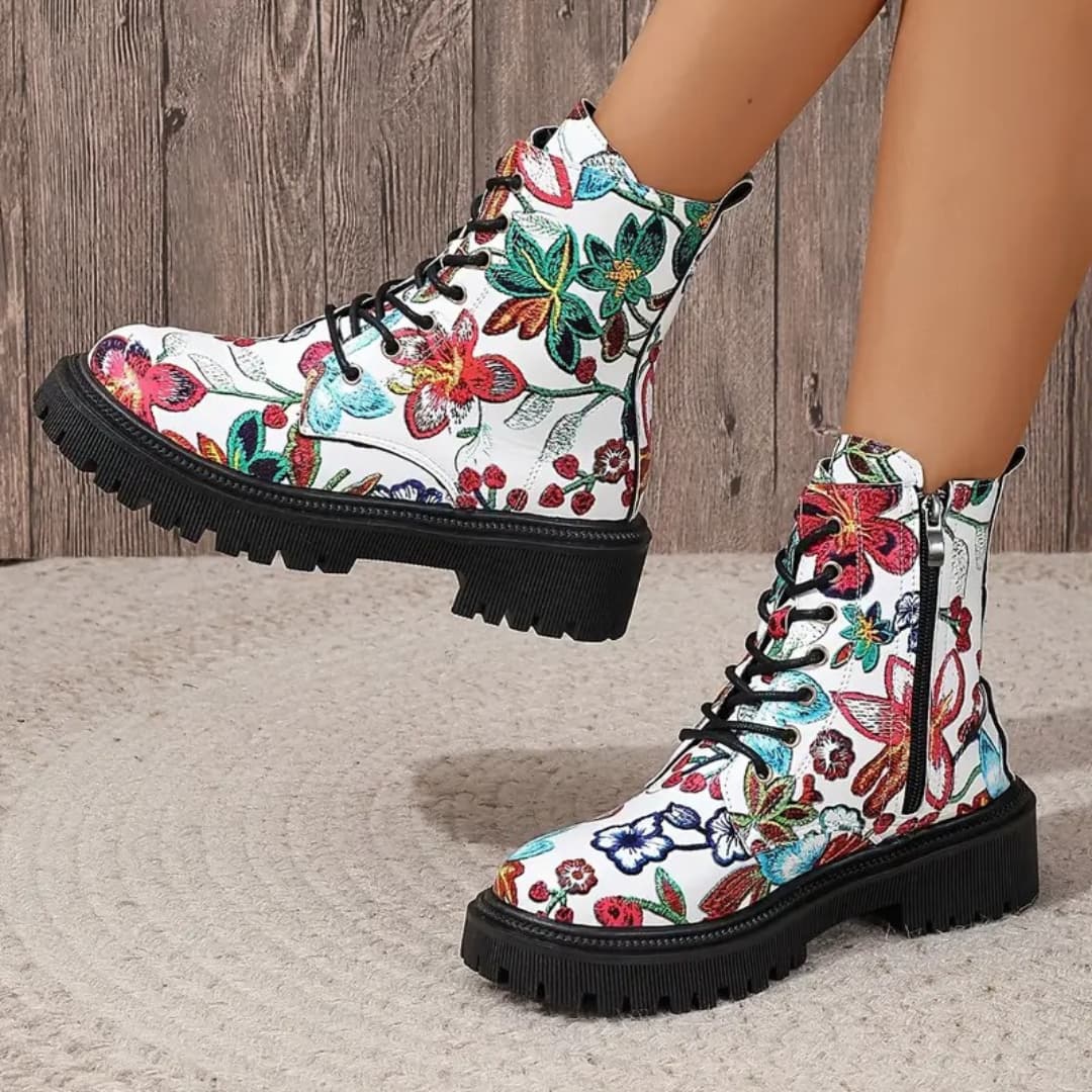Karina - Stylish ankle boots with zipper for women